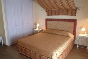 Hotel Parco Augusto Delle Terme Мессина Италия